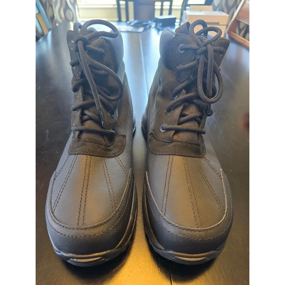 UGG‎ Men's Emmett Duck Boot Snow Black Size US 11 M / 1115834